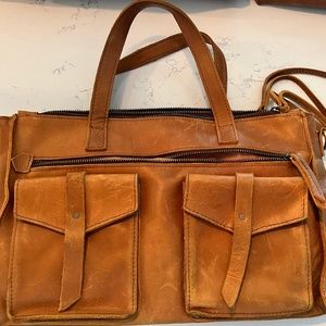 Joanna Gains Favorite Satchel